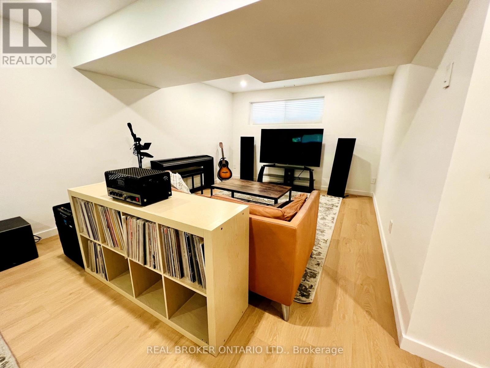 51 Castlemere Crescent, Toronto, Ontario  M1W 1K4 - Photo 20 - E13555870
