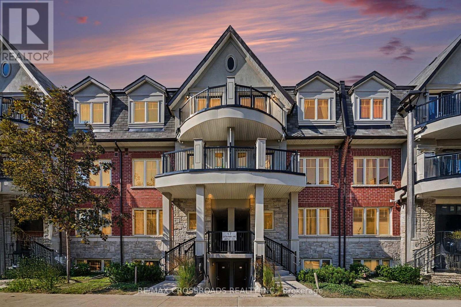15 - 17 Eaton Park Lane, Toronto, Ontario  M1W 0A5 - Photo 1 - E13555896