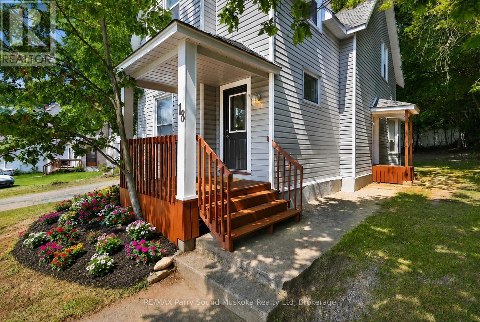 18 William Street, Parry Sound, Ontario  P2A 1V1 - Photo 4 - X13555890