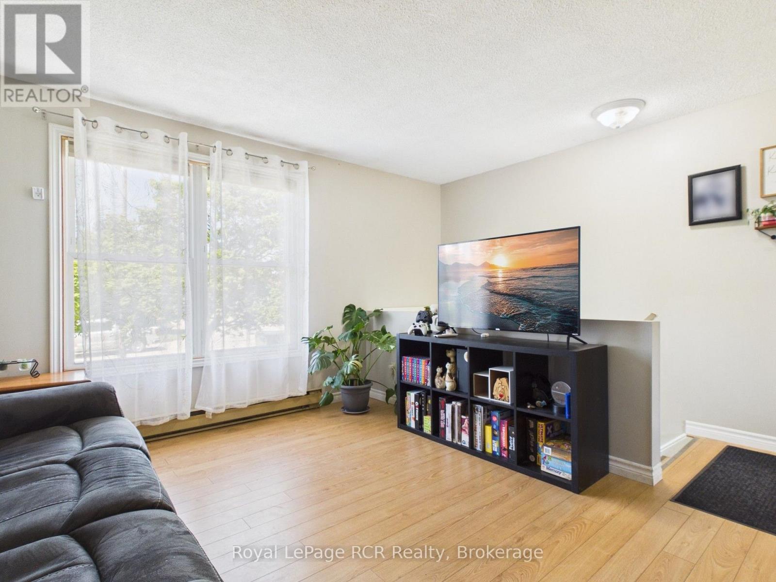 892 Brownell Drive, Kincardine, Ontario  N2Z 1N2 - Photo 6 - X13555998