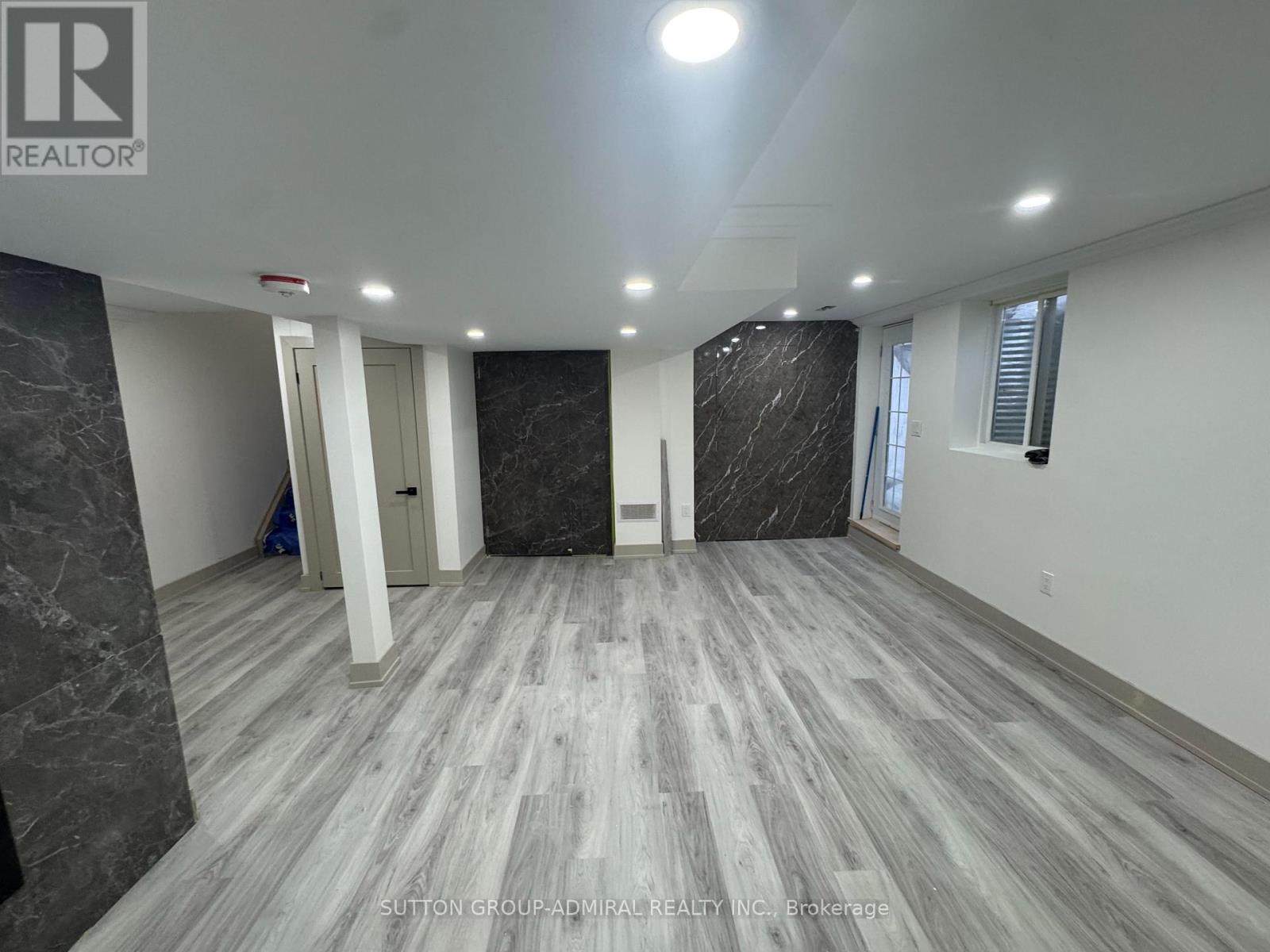Bsmt - 29 Wendelyn Drive, Richmond Hill, Ontario  L4E 0P8 - Photo 4 - N13555854