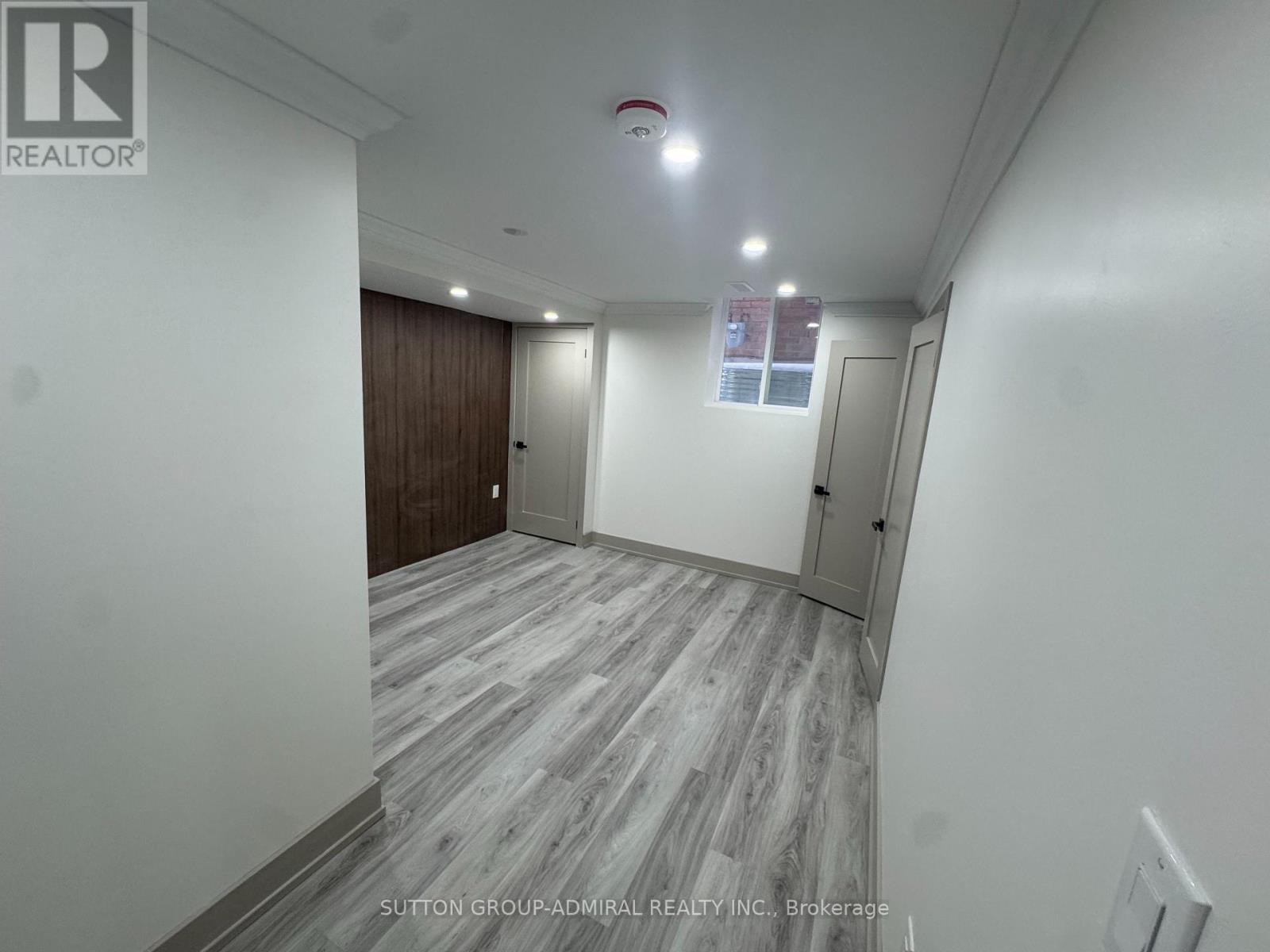 Bsmt - 29 Wendelyn Drive, Richmond Hill, Ontario  L4E 0P8 - Photo 6 - N13555854