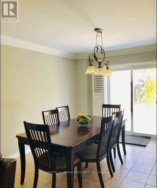 21 Treasure Hill Road, Vaughan, Ontario  L6A 0A6 - Photo 6 - N13555872
