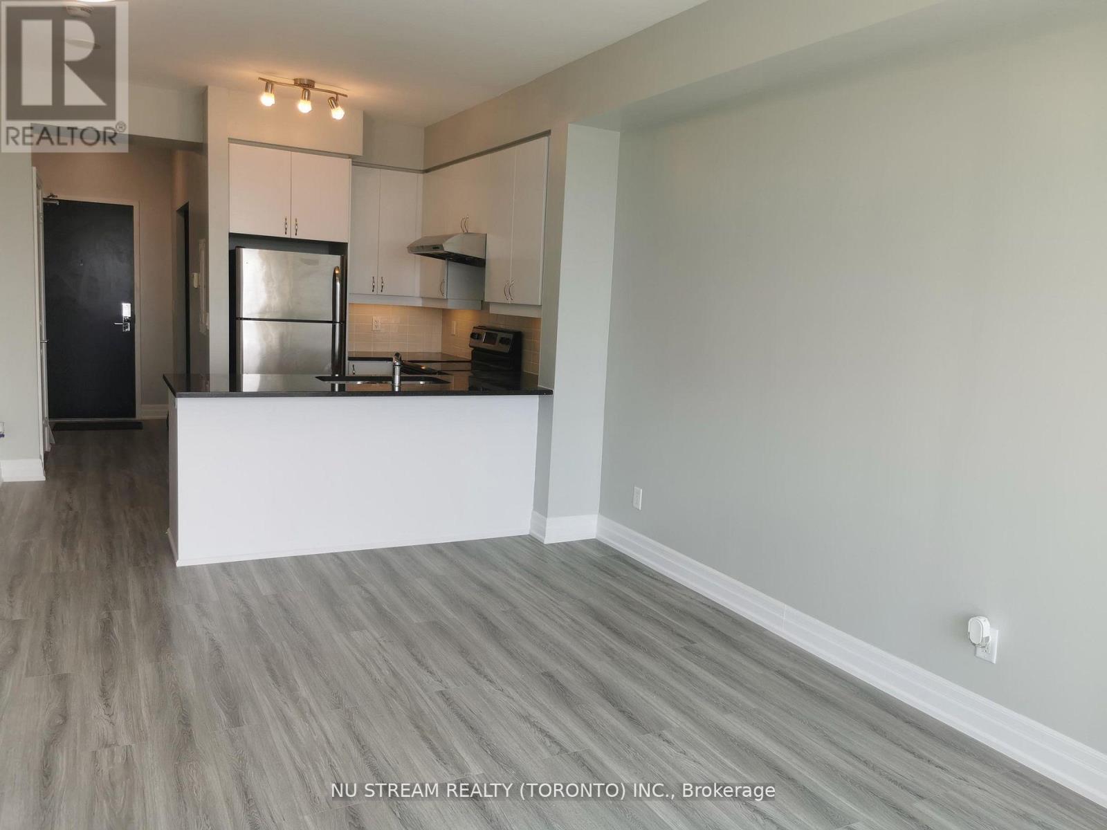 605 - 8110 Birchmount Road, Markham, Ontario  L6G 0E3 - Photo 7 - N13555902