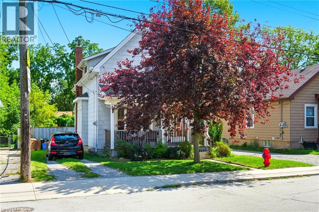 157 East 5th Street, Hamilton, Ontario  L9A 2Z7 - Photo 3 - 40847306