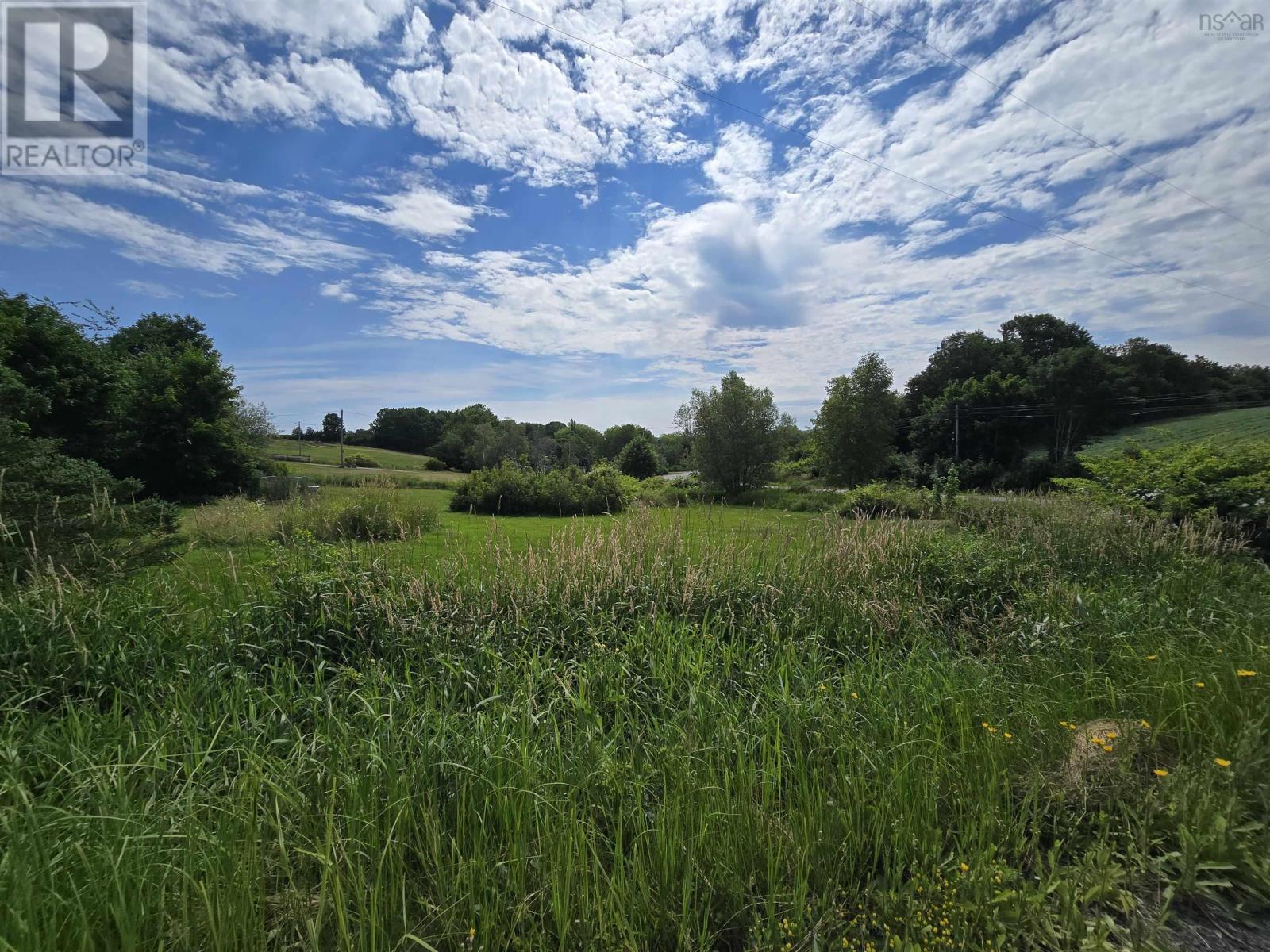 Lot 1 Highway, Hortonville