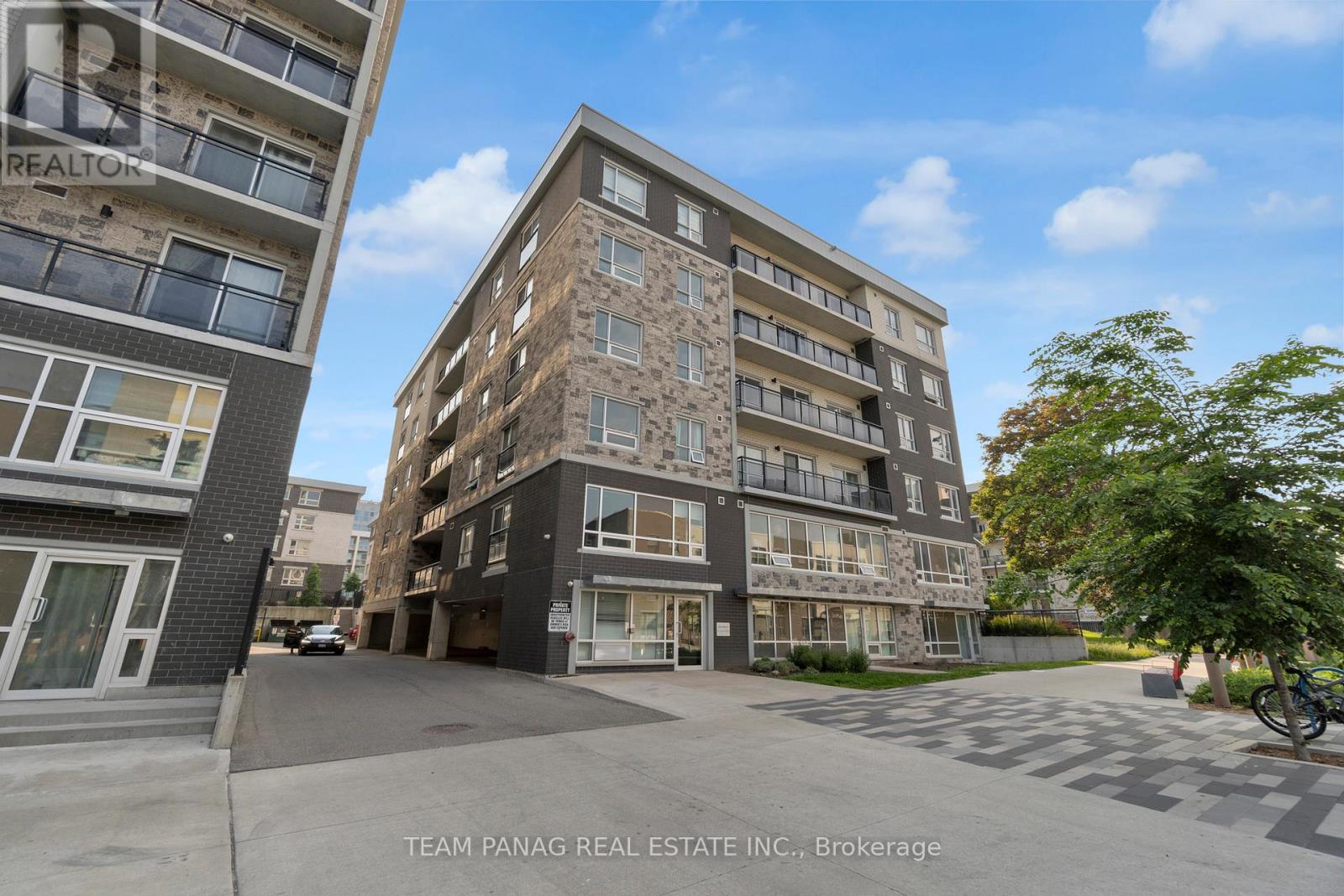 A405 - 275 LARCH STREET, Waterloo, Ontario
