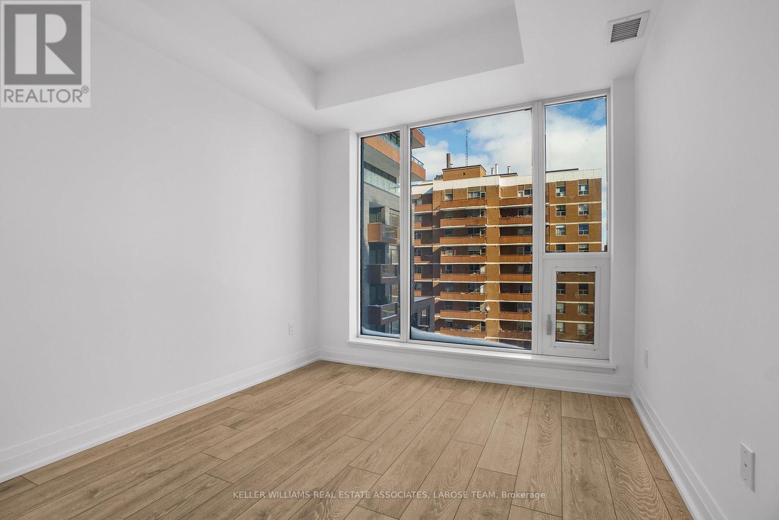 603 - 21 Park Street E, Mississauga, Ontario L5G 1L7 - Photo 18 - W13555898