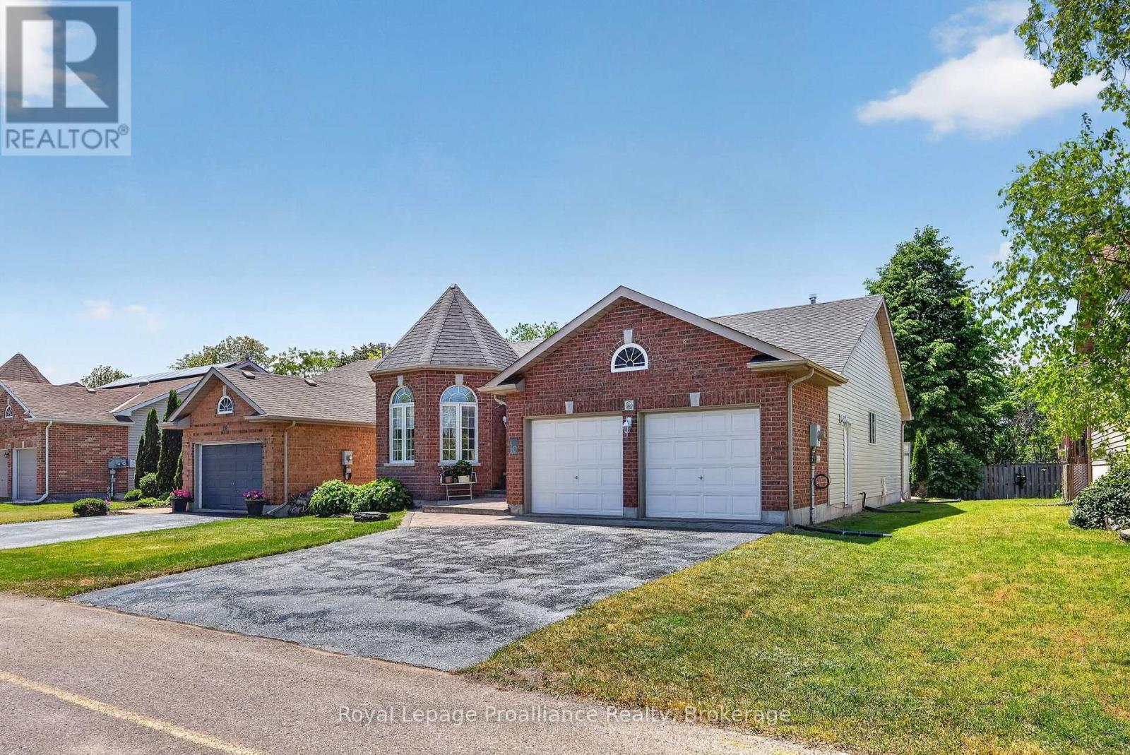 30 Heartwood Drive, Belleville, Ontario  K8P 5L9 - Photo 3 - X13425406