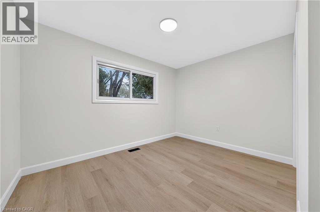 70 Richmond Street, Thorold, Ontario  L2V 3H1 - Photo 23 - 40847416