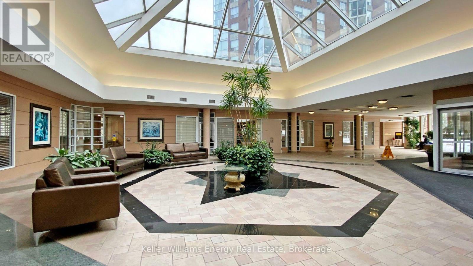 1512 - 7 Concorde Place, Toronto (Banbury-Don Mills), Ontario  M3C 3N4 - Photo 19 - C13556136
