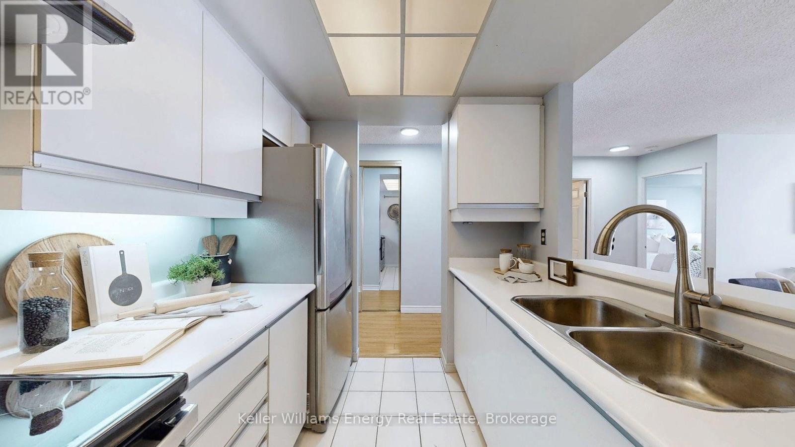 1512 - 7 Concorde Place, Toronto (Banbury-Don Mills), Ontario  M3C 3N4 - Photo 6 - C13556136