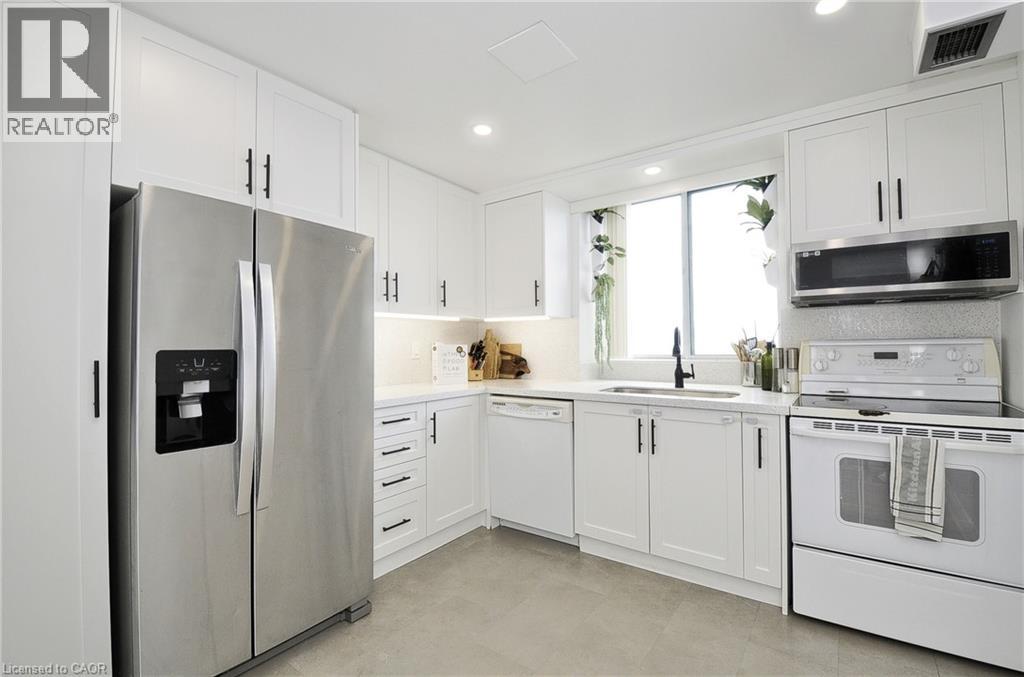 145 Hillcrest Avenue Unit# 1003, Mississauga, Ontario  L5B 3Z1 - Photo 9 - 40839118