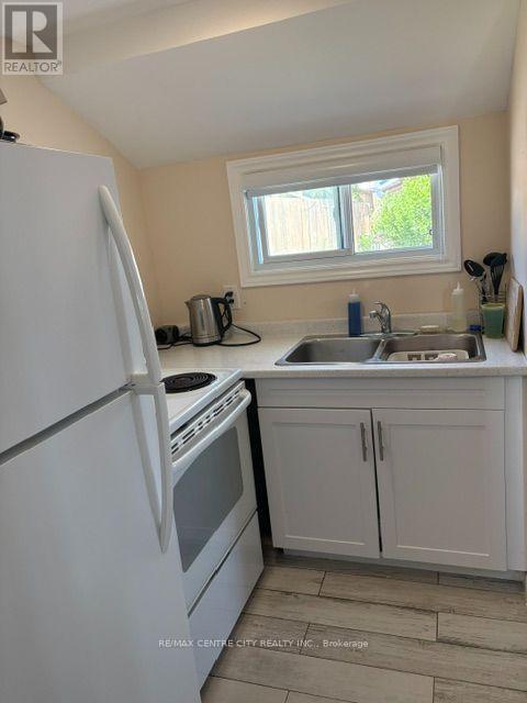 3143 Colin Street, Malahide, Ontario  N5H 2R2 - Photo 5 - X13556196