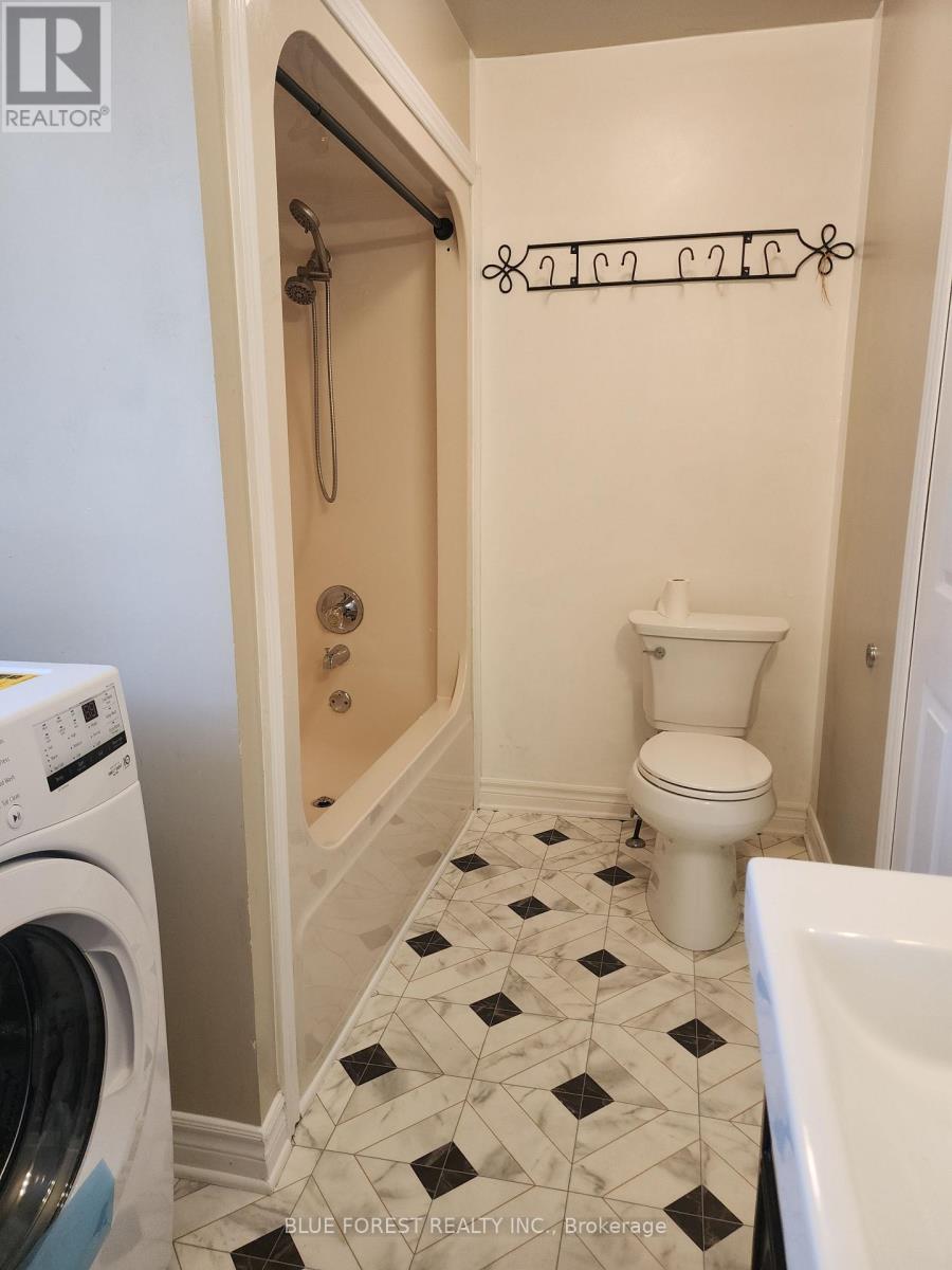 206 Caradoc Street S, Strathroy-Caradoc, Ontario  N7G 2P1 - Photo 25 - X13556272