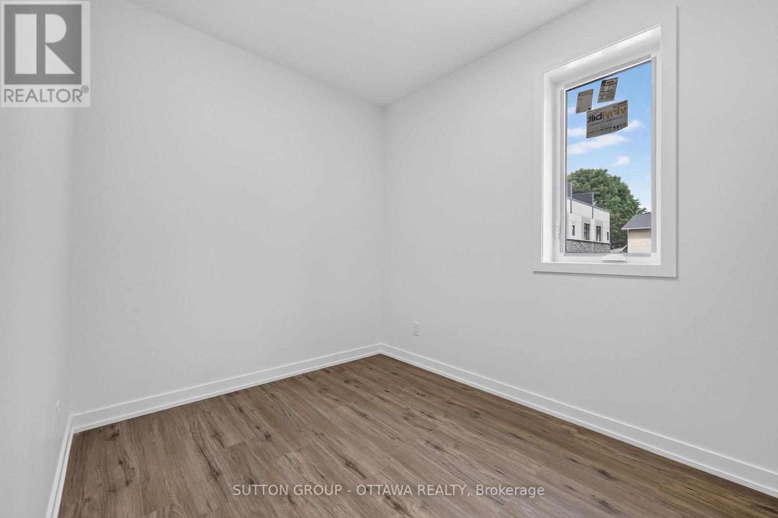 944 Woodroffe Avenue, Ottawa, Ontario  K2A 3R7 - Photo 14 - X13556210