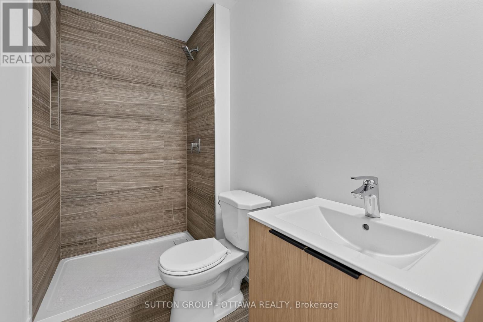 944 Woodroffe Avenue, Ottawa, Ontario  K2A 3R7 - Photo 7 - X13556210