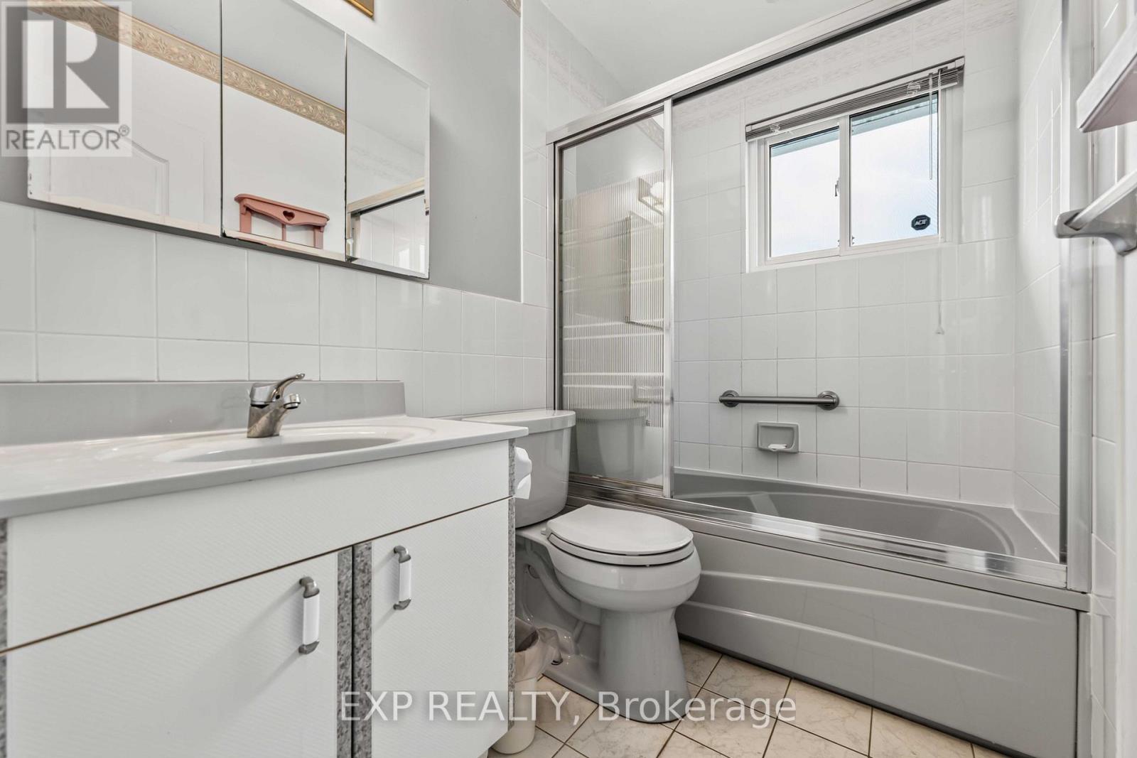 1613 Queensdale Avenue, Ottawa, Ontario  K1T 1J4 - Photo 14 - X13556216