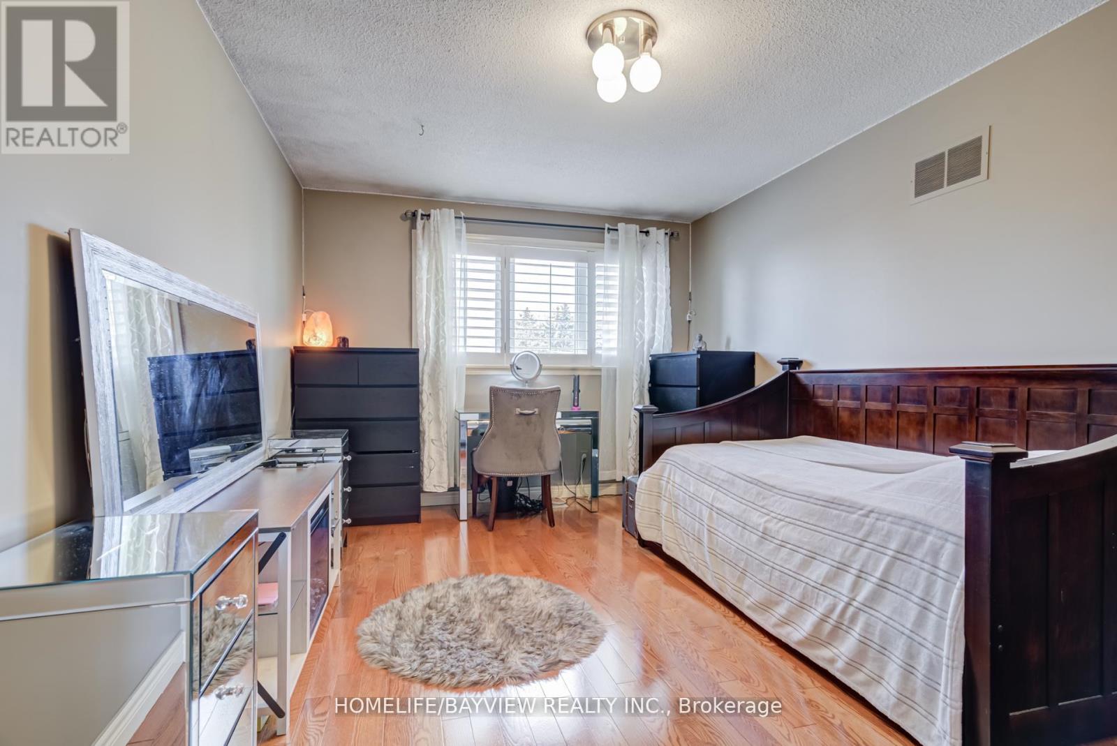 54 Airdrie Drive, Vaughan, Ontario L4L 1C6 - Photo 23 - N13152980