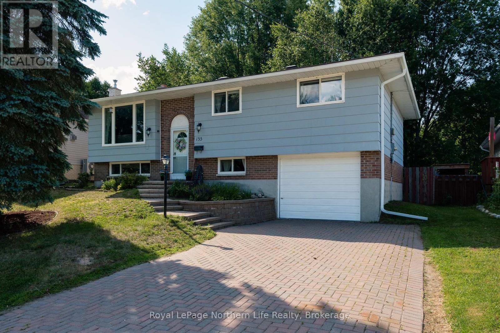 155 TWEEDSMUIR DRIVE, North Bay (Ferris)