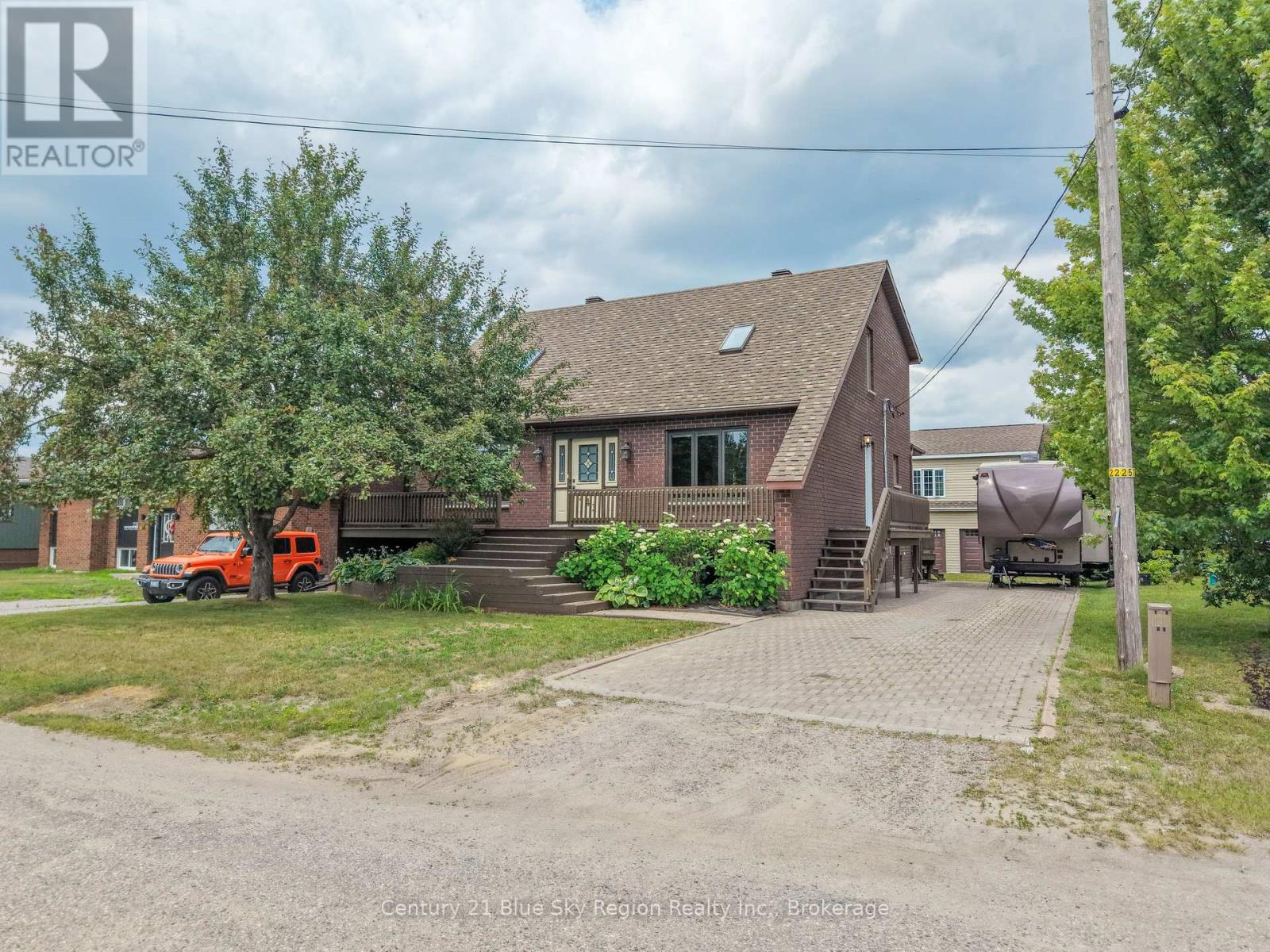 243 Southview Crescent, West Nipissing, Ontario  P2B 3C2 - Photo 1 - X13556104