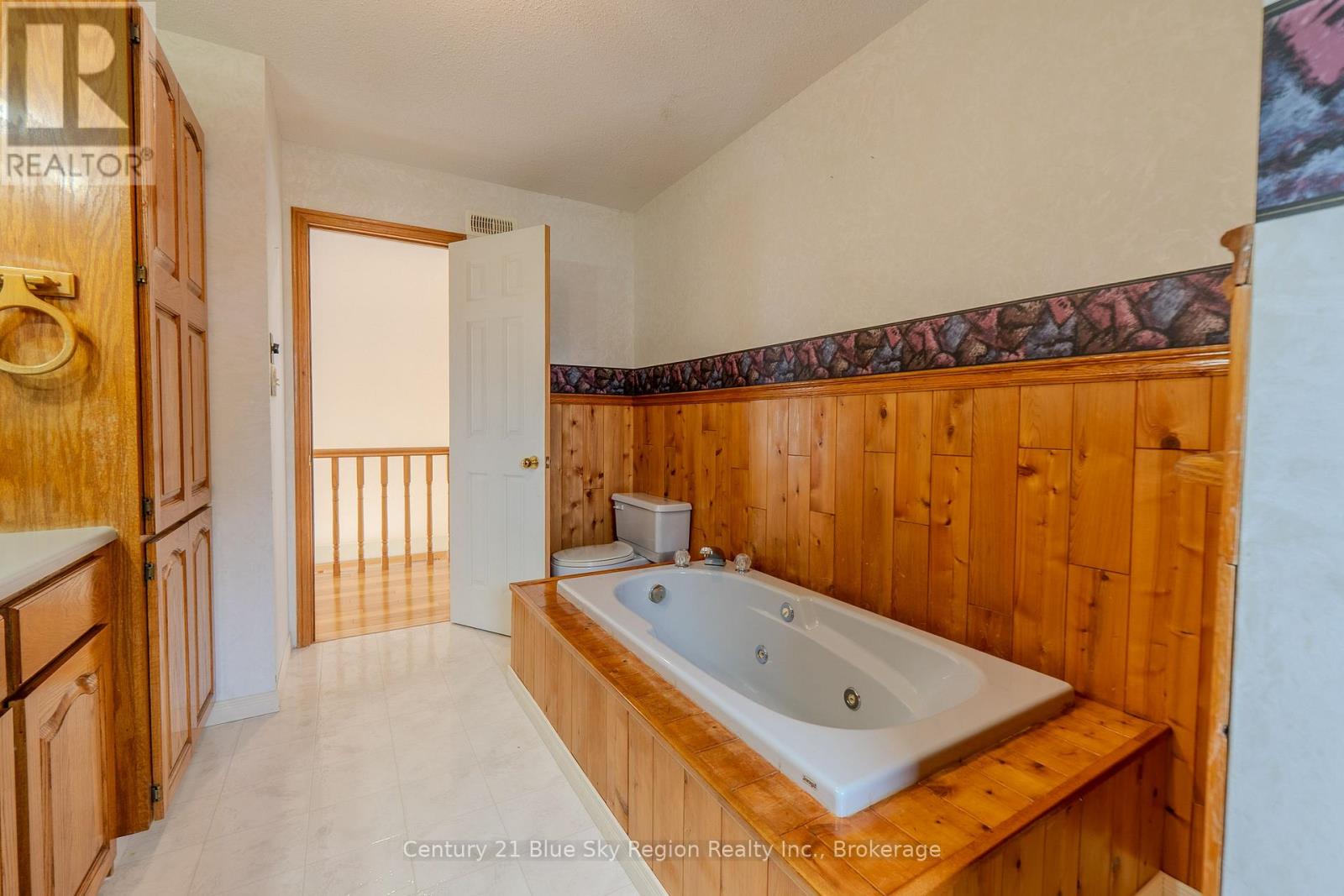 243 Southview Crescent, West Nipissing, Ontario  P2B 3C2 - Photo 23 - X13556104
