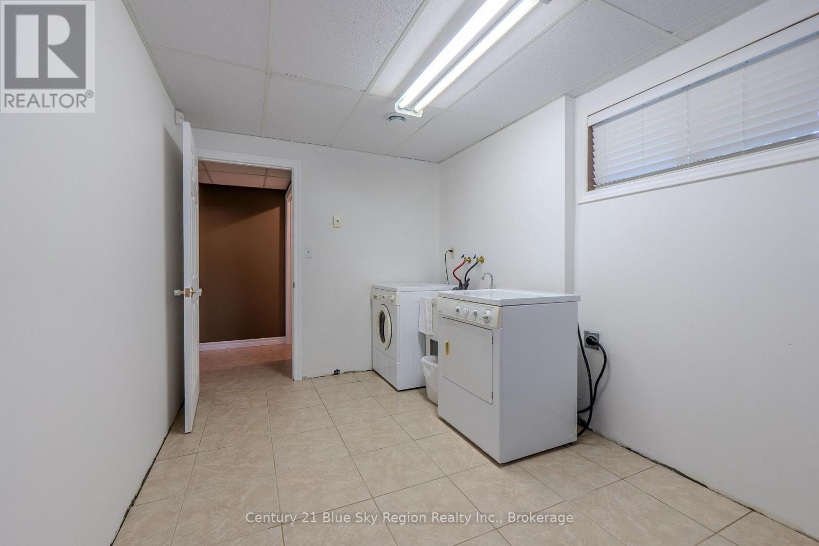 243 Southview Crescent, West Nipissing, Ontario  P2B 3C2 - Photo 32 - X13556104