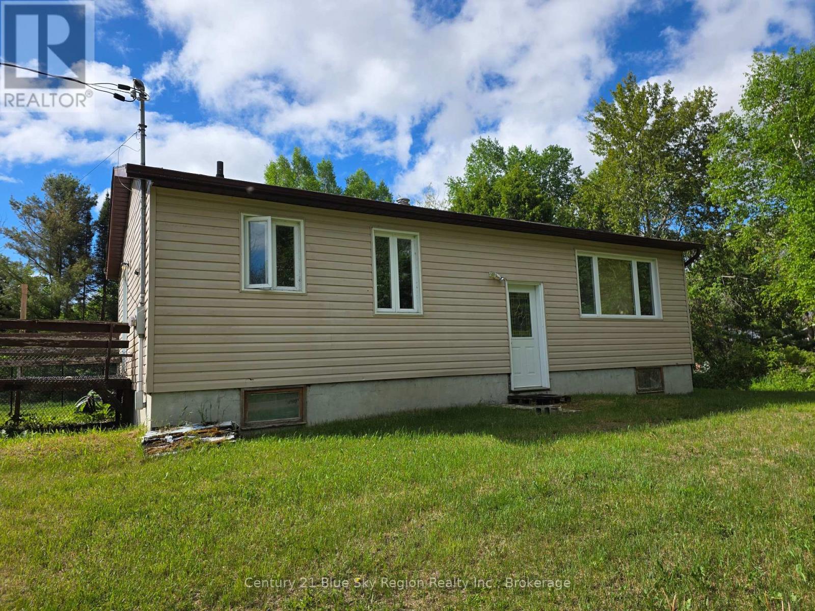 20 Stevens Road, West Nipissing, Ontario  P2B 3L6 - Photo 2 - X13556228
