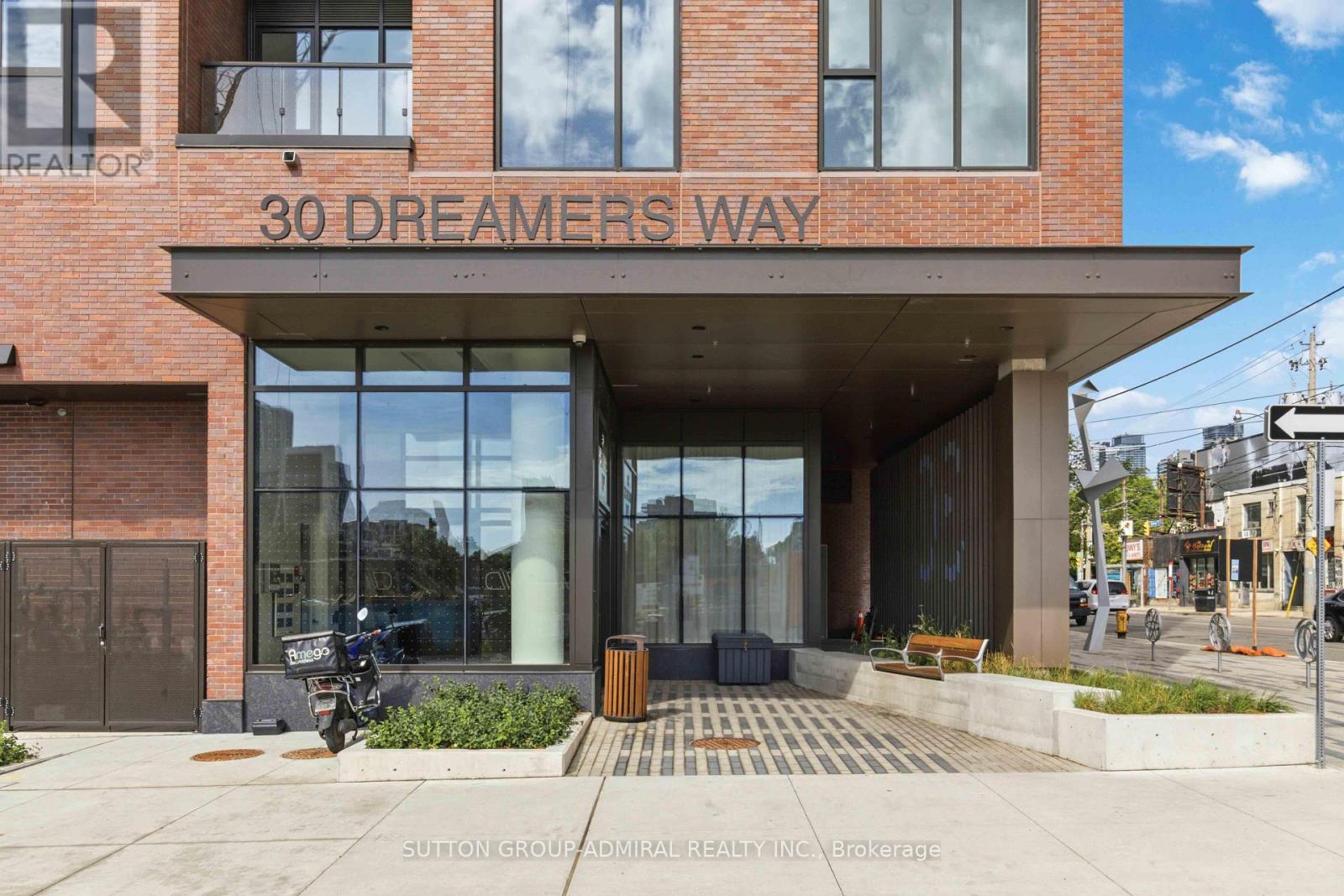 448 - 30 Dreamers Way, Toronto, Ontario M5A 0Y7 - Photo 2 - C13556166