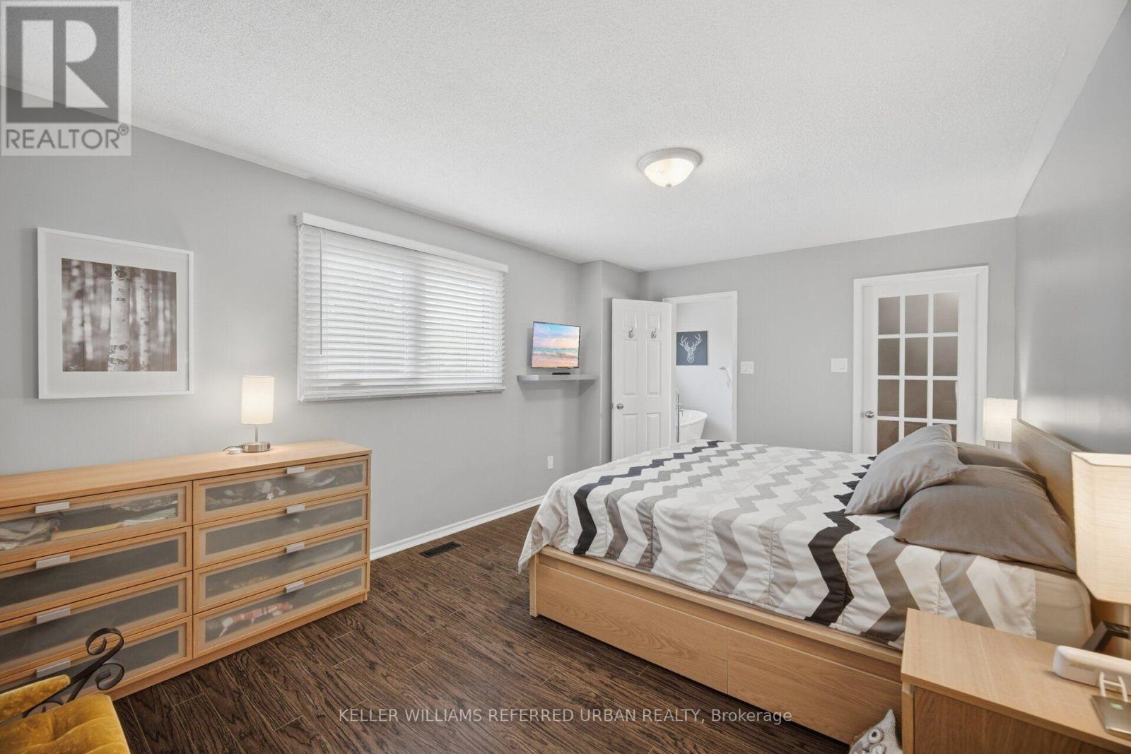 46 Lipton Crescent, Whitby, Ontario L1R 1W7 - Photo 23 - E13556050