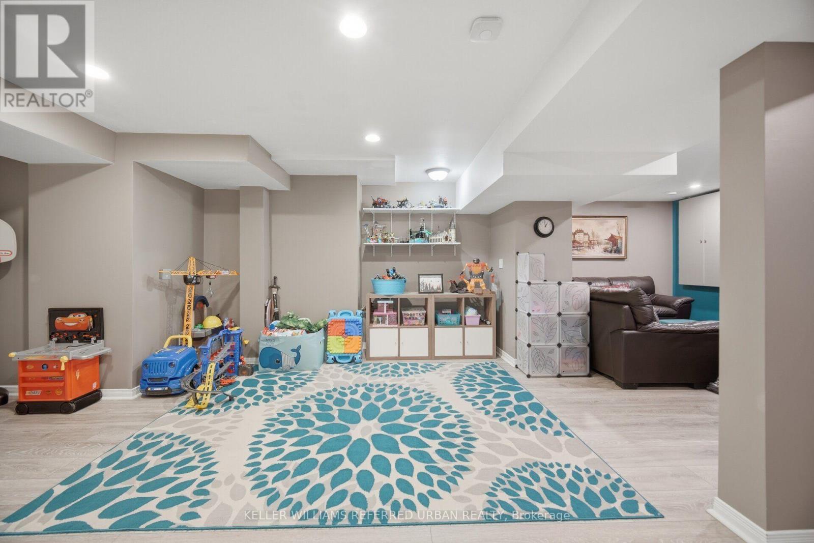 46 Lipton Crescent, Whitby, Ontario L1R 1W7 - Photo 32 - E13556050