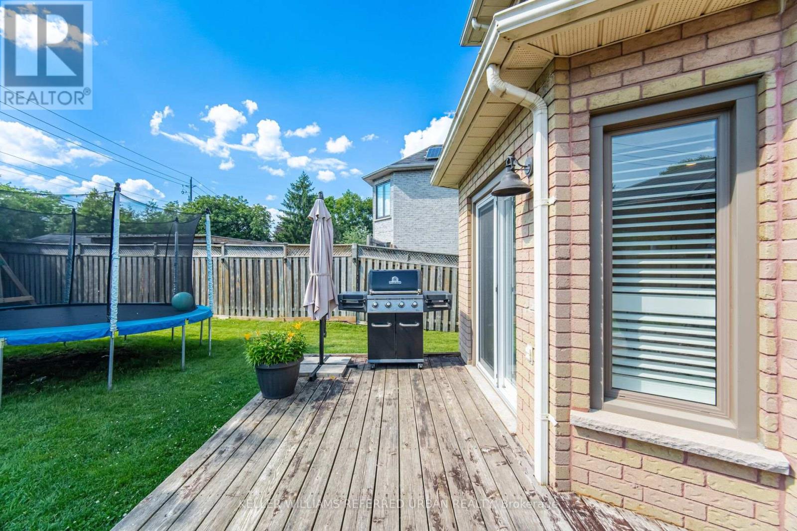 46 Lipton Crescent, Whitby, Ontario L1R 1W7 - Photo 39 - E13556050