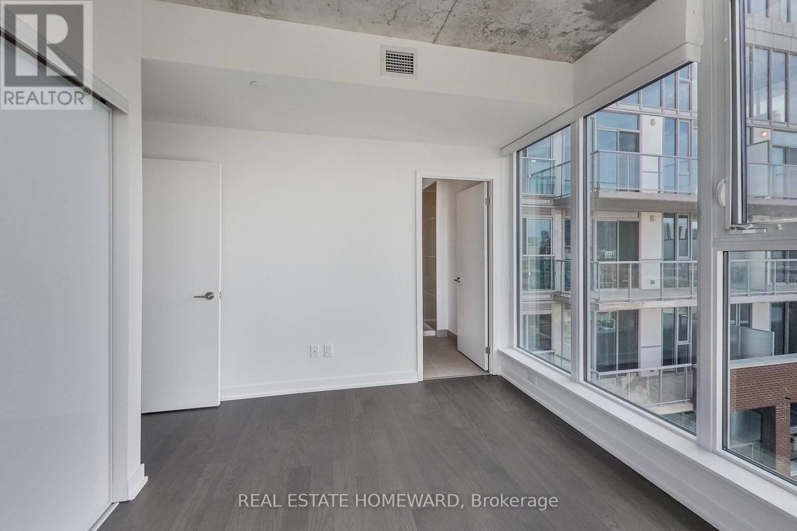 1001 - 30 Baseball Place, Toronto, Ontario  M4M 0E8 - Photo 17 - E13556124