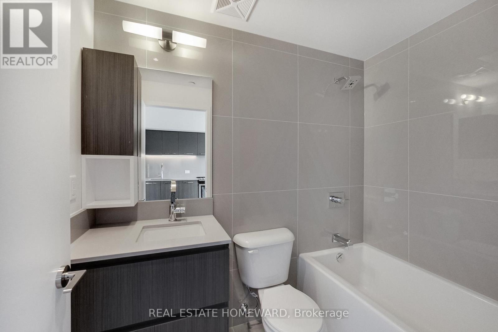 1001 - 30 Baseball Place, Toronto, Ontario  M4M 0E8 - Photo 6 - E13556124