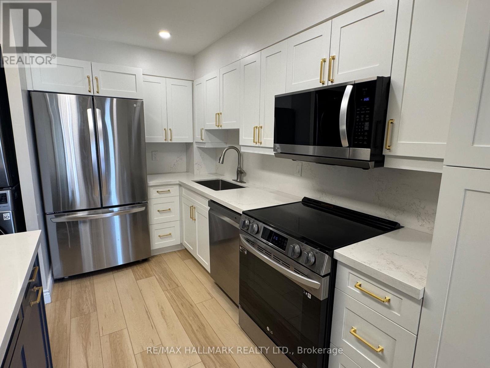 1007 - 8 SILVER BELL GROVE, Toronto (Malvern)