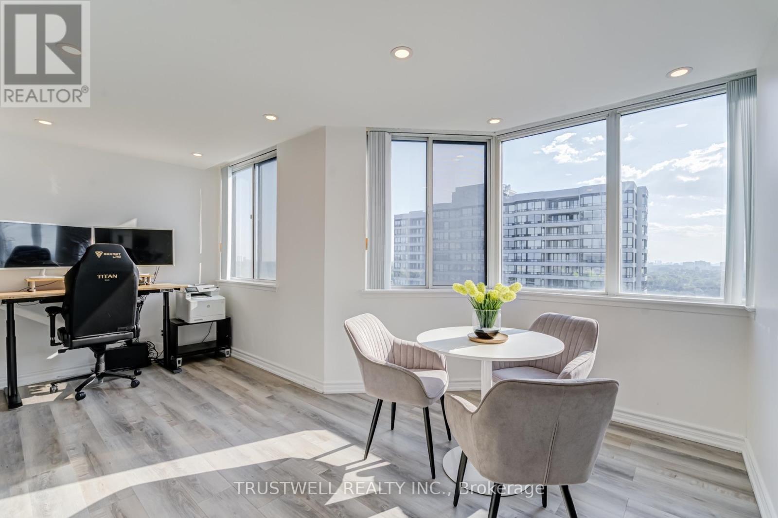 1705 - 80 Alton Towers Circle, Toronto, Ontario  M1V 5E8 - Photo 14 - E13556224