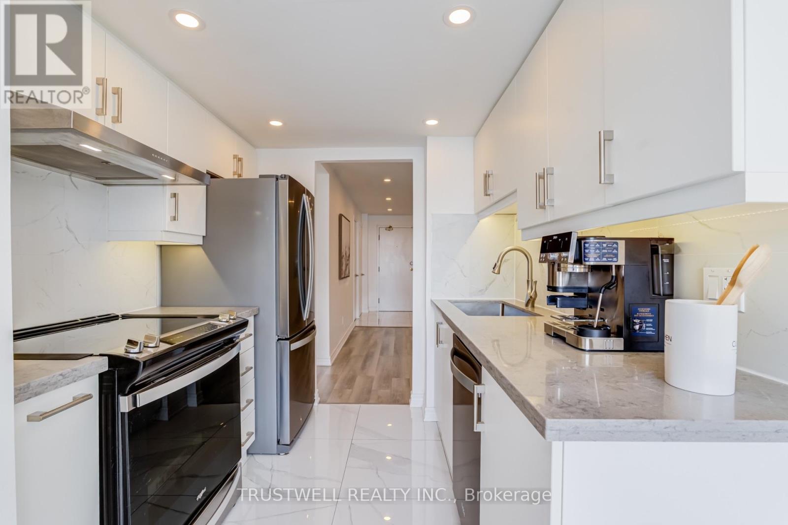 1705 - 80 Alton Towers Circle, Toronto, Ontario  M1V 5E8 - Photo 15 - E13556224