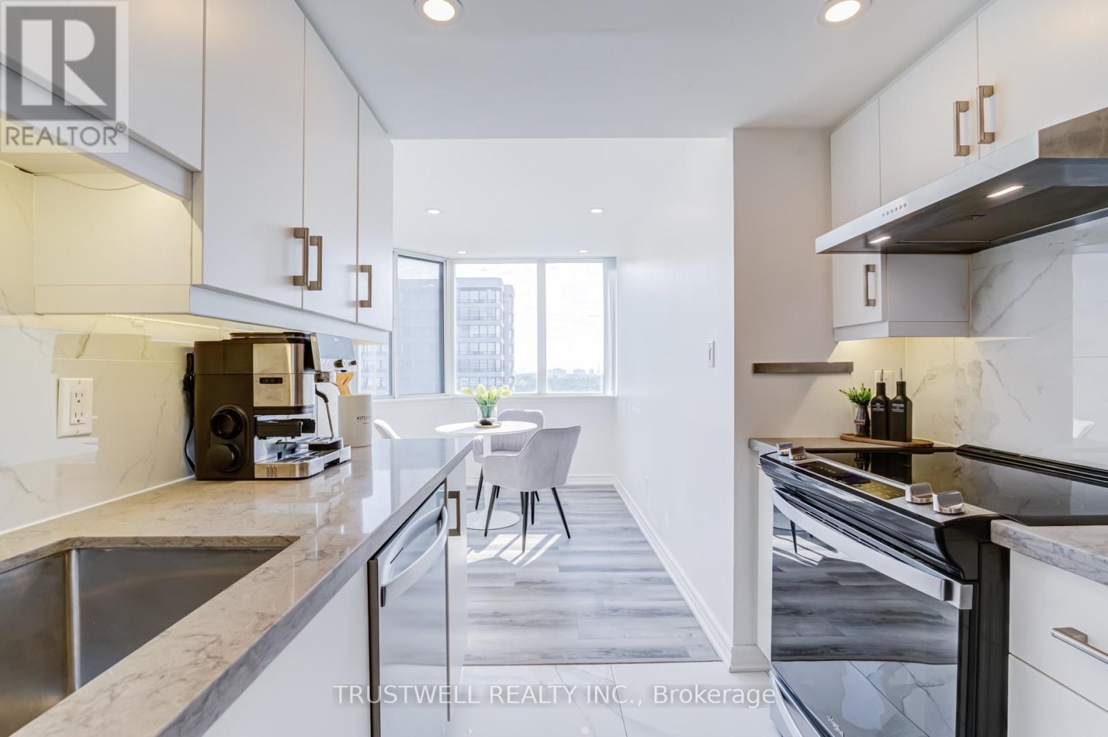 1705 - 80 Alton Towers Circle, Toronto, Ontario  M1V 5E8 - Photo 17 - E13556224
