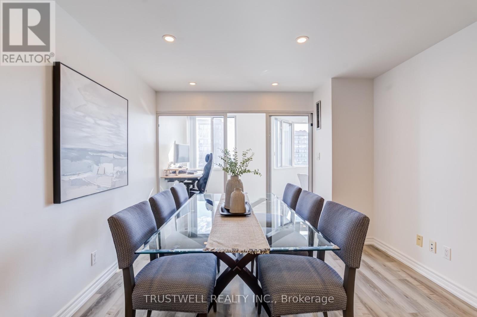 1705 - 80 Alton Towers Circle, Toronto, Ontario  M1V 5E8 - Photo 7 - E13556224