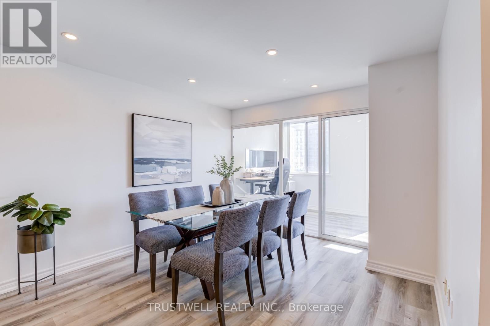 1705 - 80 Alton Towers Circle, Toronto, Ontario  M1V 5E8 - Photo 8 - E13556224