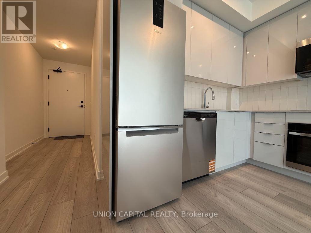 1701 - 474 Caldari Road, Vaughan (Concord), Ontario  L4K 0R5 - Photo 4 - N13556304