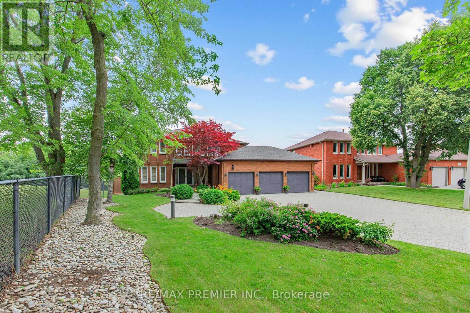 28 Bridgend Court S, Vaughan, Ontario  L4L 3L3 - Photo 3 - N13556336