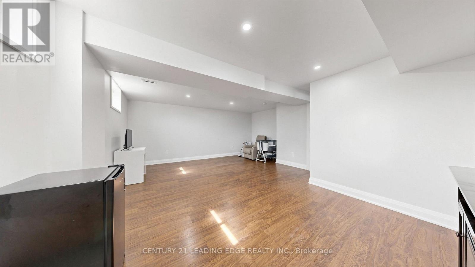 11 Lougheed Road, Barrie (Holly), Ontario  L4N 8G3 - Photo 42 - S13556126