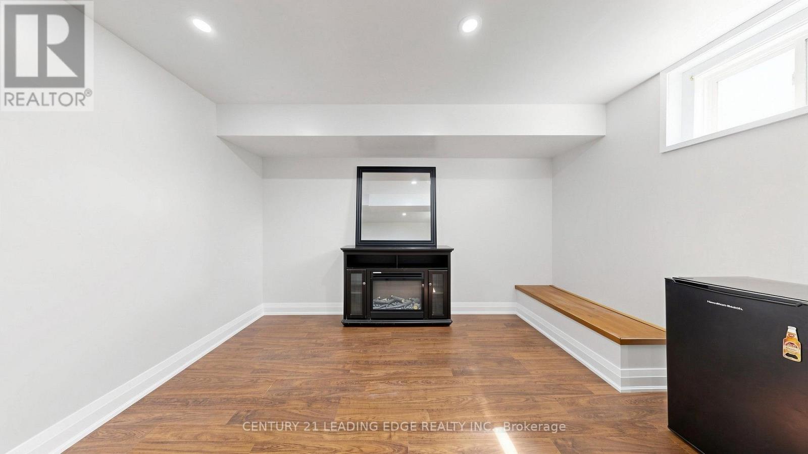 11 Lougheed Road, Barrie (Holly), Ontario  L4N 8G3 - Photo 43 - S13556126
