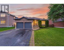 57 KINGSRIDGE ROAD, Barrie, Ontario
