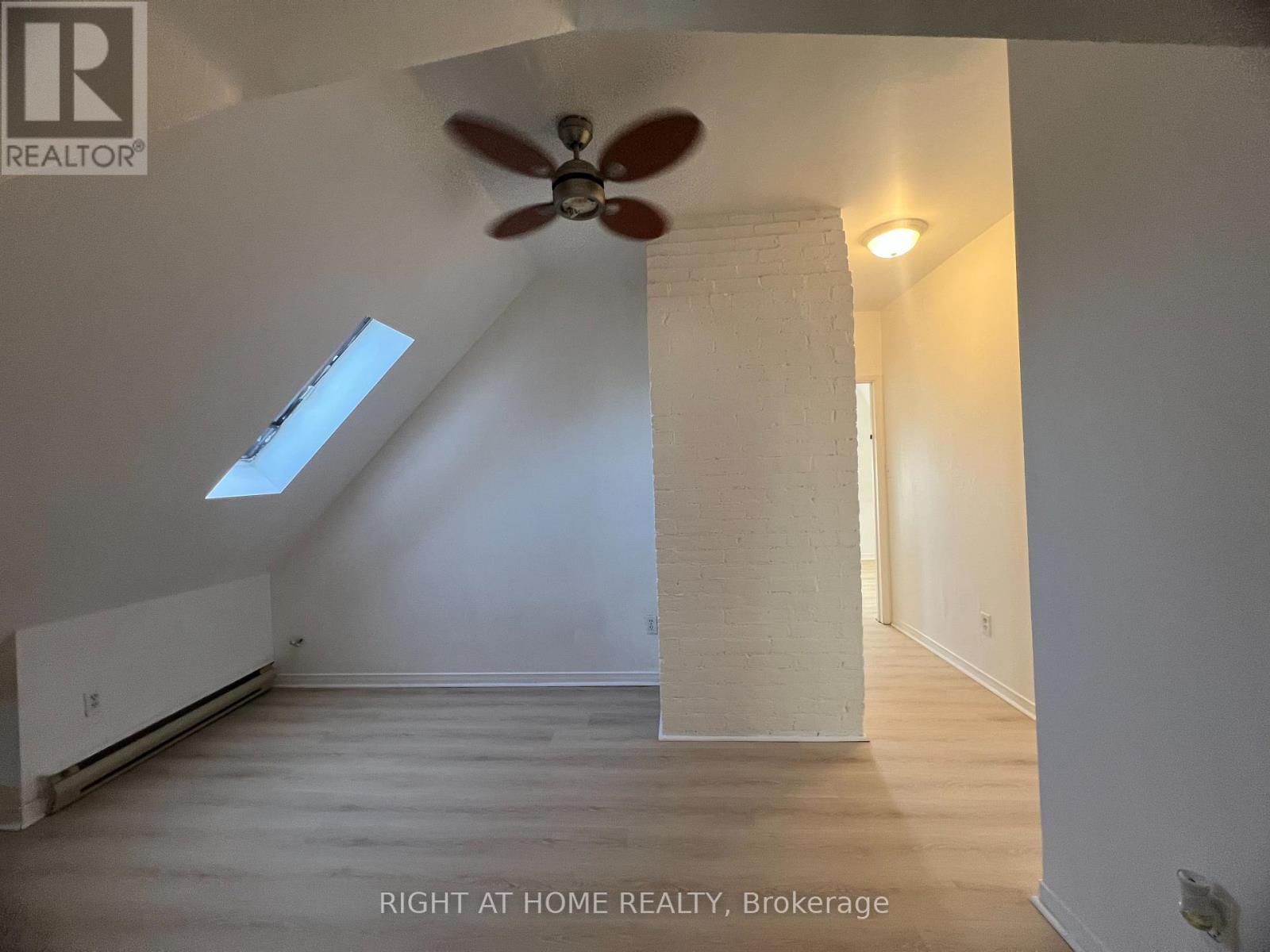 Unit 3 - 169 Bayfield Street, Barrie, Ontario L4M 3B4 - Photo 5 - S13556206