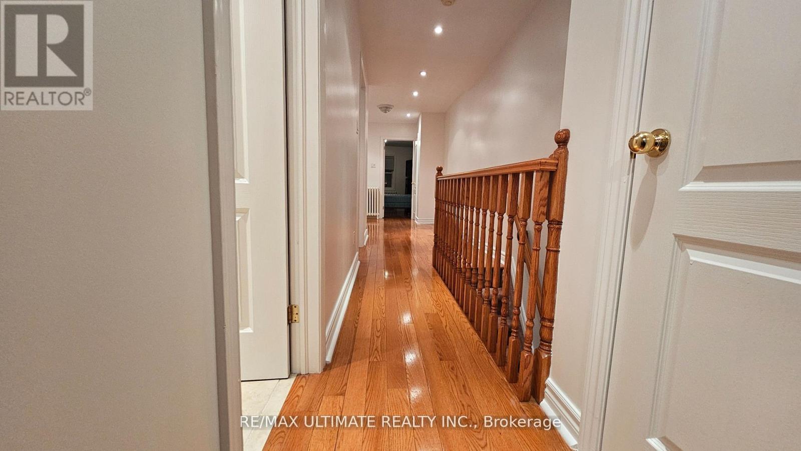 2nd Floor - 389 Westmoreland Avenue, Toronto, Ontario M6H 3A6 - Photo 15 - W13556062