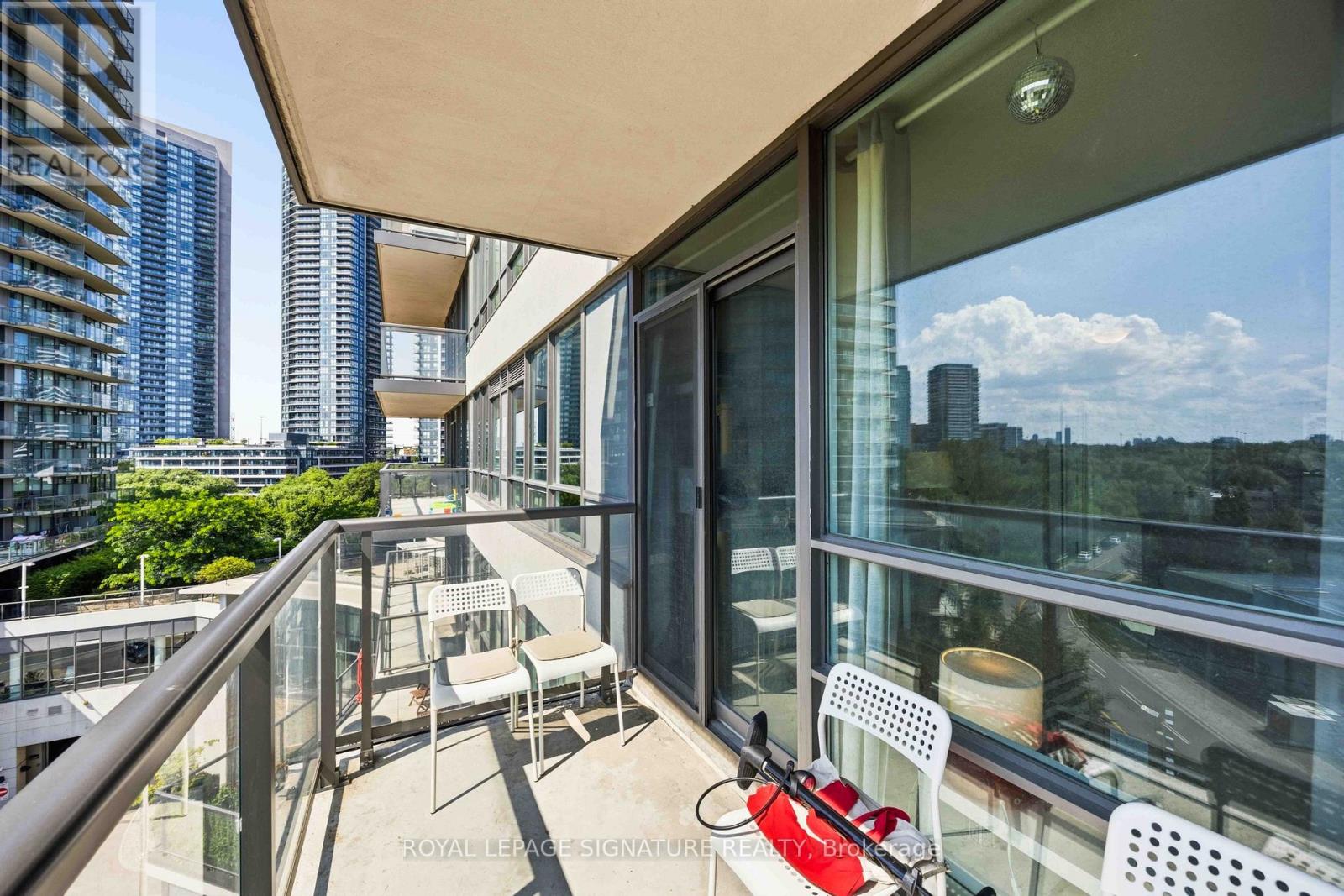 603 - 2240 LAKE SHORE BOULEVARD W