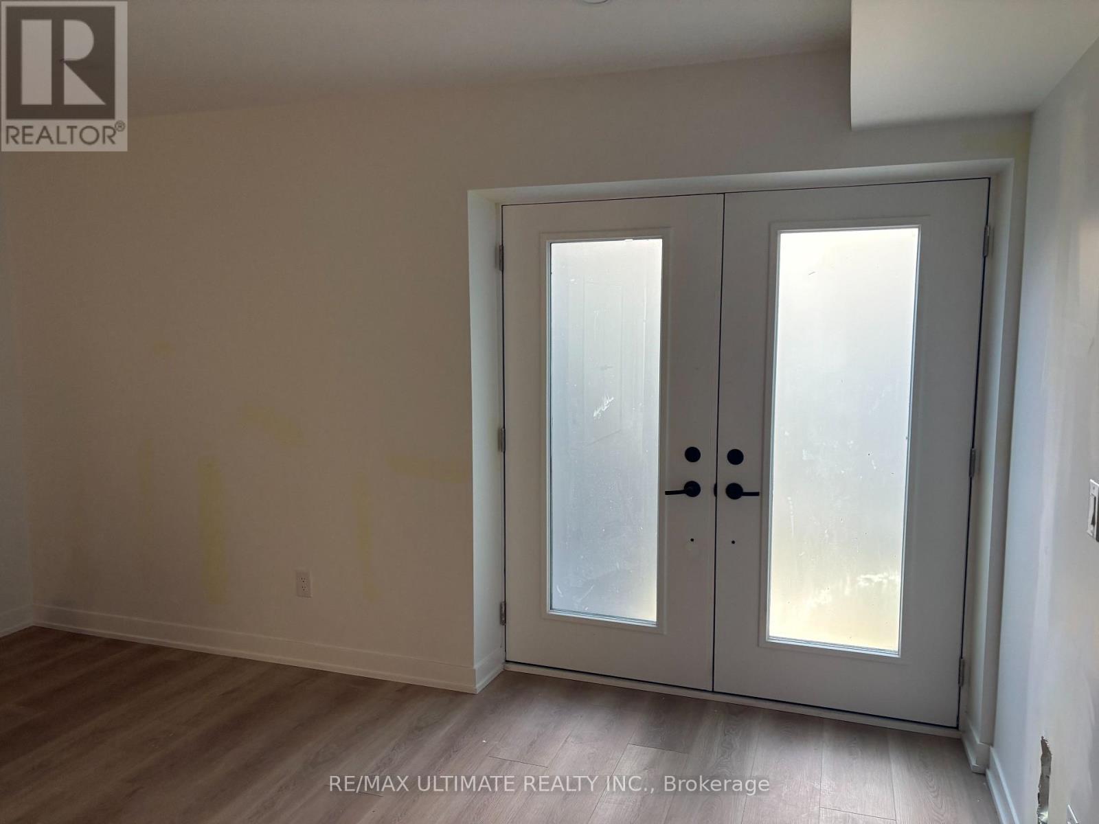 Main Floor - 249 Silverthorn Avenue, Toronto, Ontario M6N 3K2 - Photo 7 - W13556084