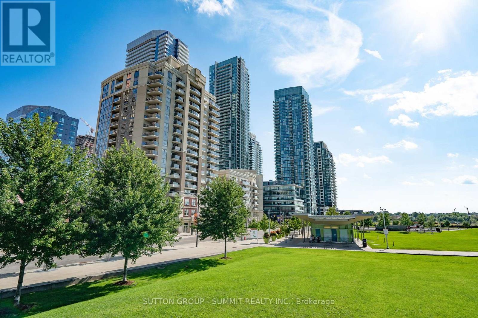 1205 - 350 Princess Royal Drive, Mississauga, Ontario L5B 4N1 - Photo 2 - W13556092